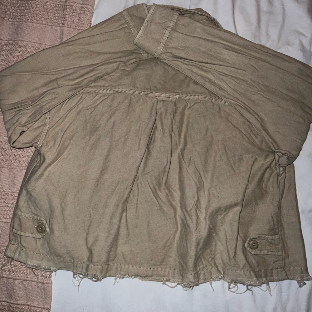 Cropped AE Jacket - Picture 4 of 4